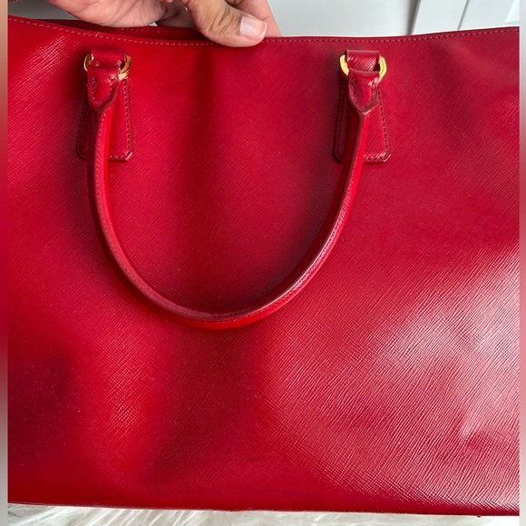 Prada | Vernice saffiano lux structured satchel tote - Picture 5 of 17